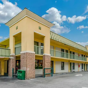 Quality Historic District Inn Savannah